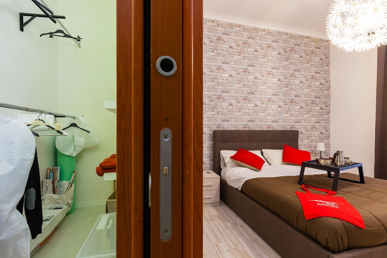 Borgo S. Antonio Abate I - Bh 89 *